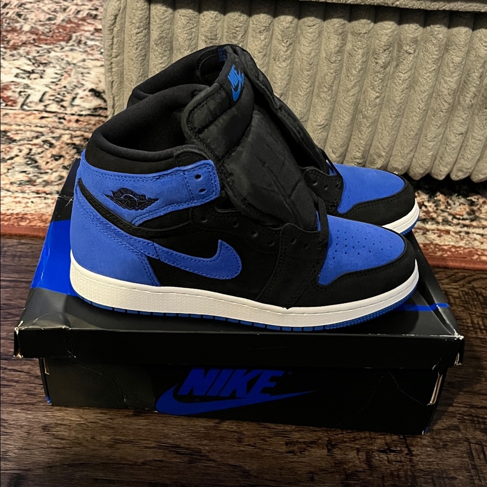 Nike Air Jordan 1 GS “Royals Reimagined” - Picture 4 of 9